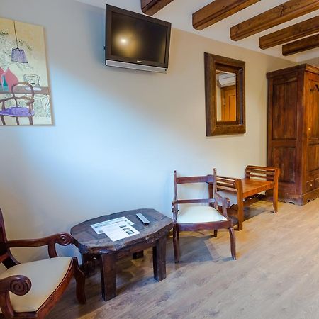 Hotel Flor De Neu El Pont de Suert Eksteriør bilde